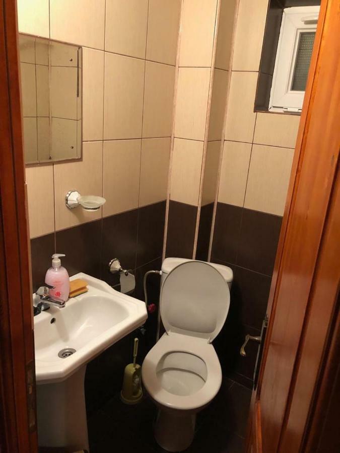 Pension Amira Костинешти Экстерьер фото